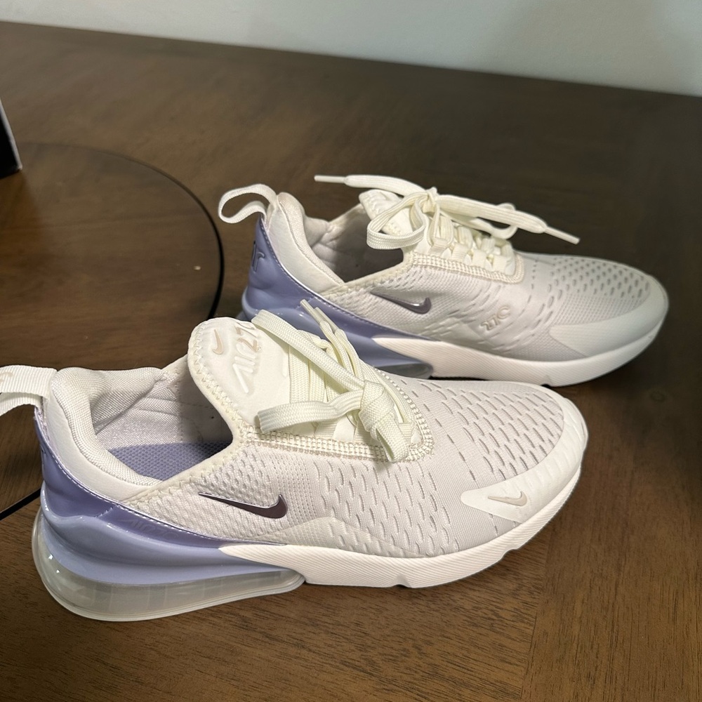 Nike Air Max 270 Women’s Shoes